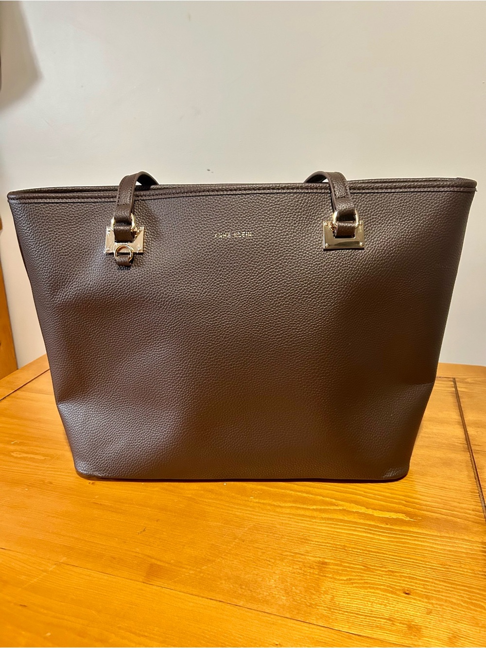 Anne Klein brown pebbled tote bag with gold accents